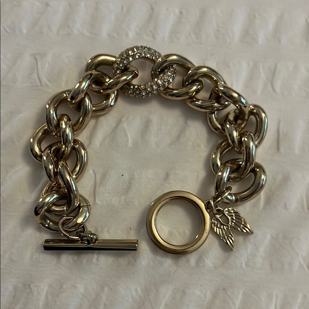 VS Chain Bracelet with Charm